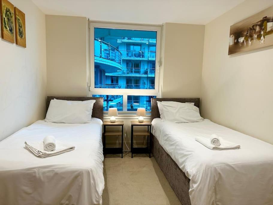Stunning 2 Bed Thames River View - Central Londra Esterno foto