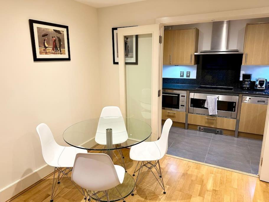 Stunning 2 Bed Thames River View - Central Londra Esterno foto